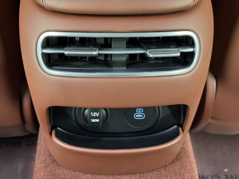 Used 2024 Genesis G90 3.5T image 51