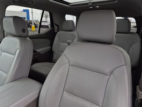 Used 2021 Chevrolet Traverse Premier w/ LPO, Floor Liner Package image 37