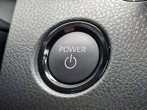 Used 2026 Toyota Camry XLE FWD image 24