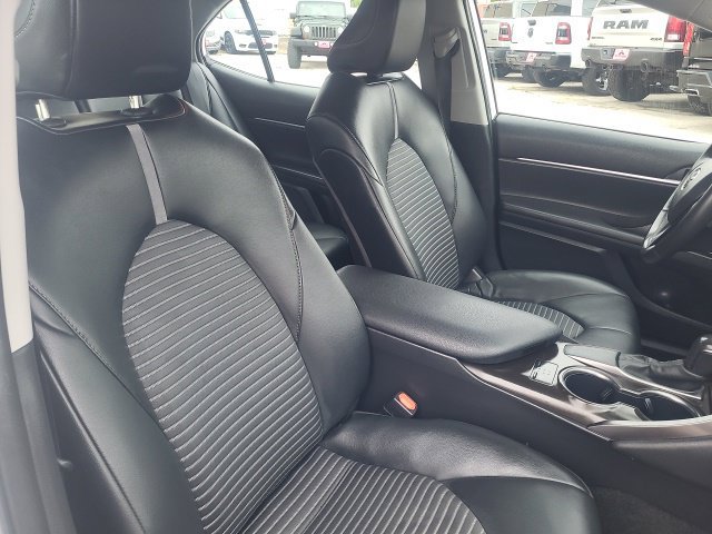Used 2024 Toyota Camry SE FWD image 14
