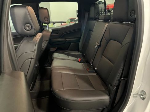 Used 2025 Chevrolet Colorado Trail Boss image 27