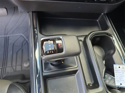 Used 2022 Chevrolet Silverado 1500 ZR2 w/ Technology Package image 23