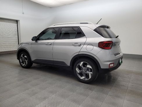 Used 2023 Hyundai Venue SEL w/ Cargo Package FWD image 3
