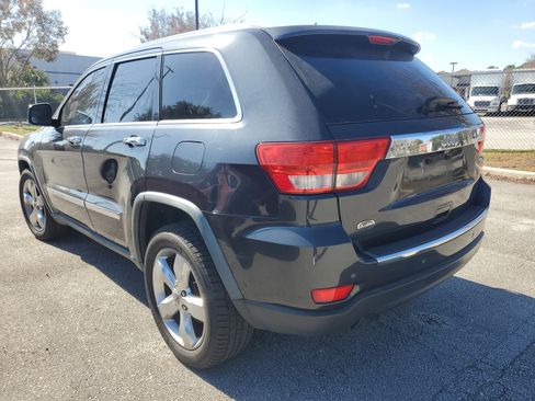 Used 2012 Jeep Grand Cherokee Overland image 4