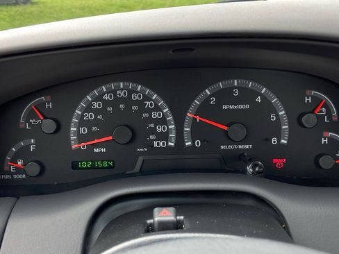 Used 2001 Ford F150 4x4 Regular Cab image 10