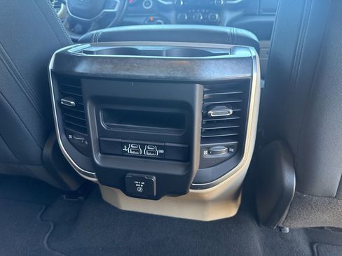 Used 2019 RAM 1500 Big Horn image 16