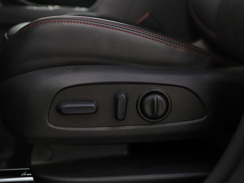 Used 2023 Chevrolet Equinox RS w/ RS Leather Package image 29