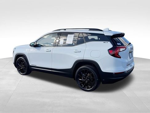 Used 2023 GMC Terrain SLT w/ Elevation Edition AWD/4WD image 6