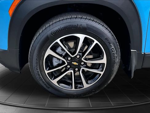 Used 2026 Chevrolet TrailBlazer LT w/ LT Cold Weather Package AWD/4WD image 8
