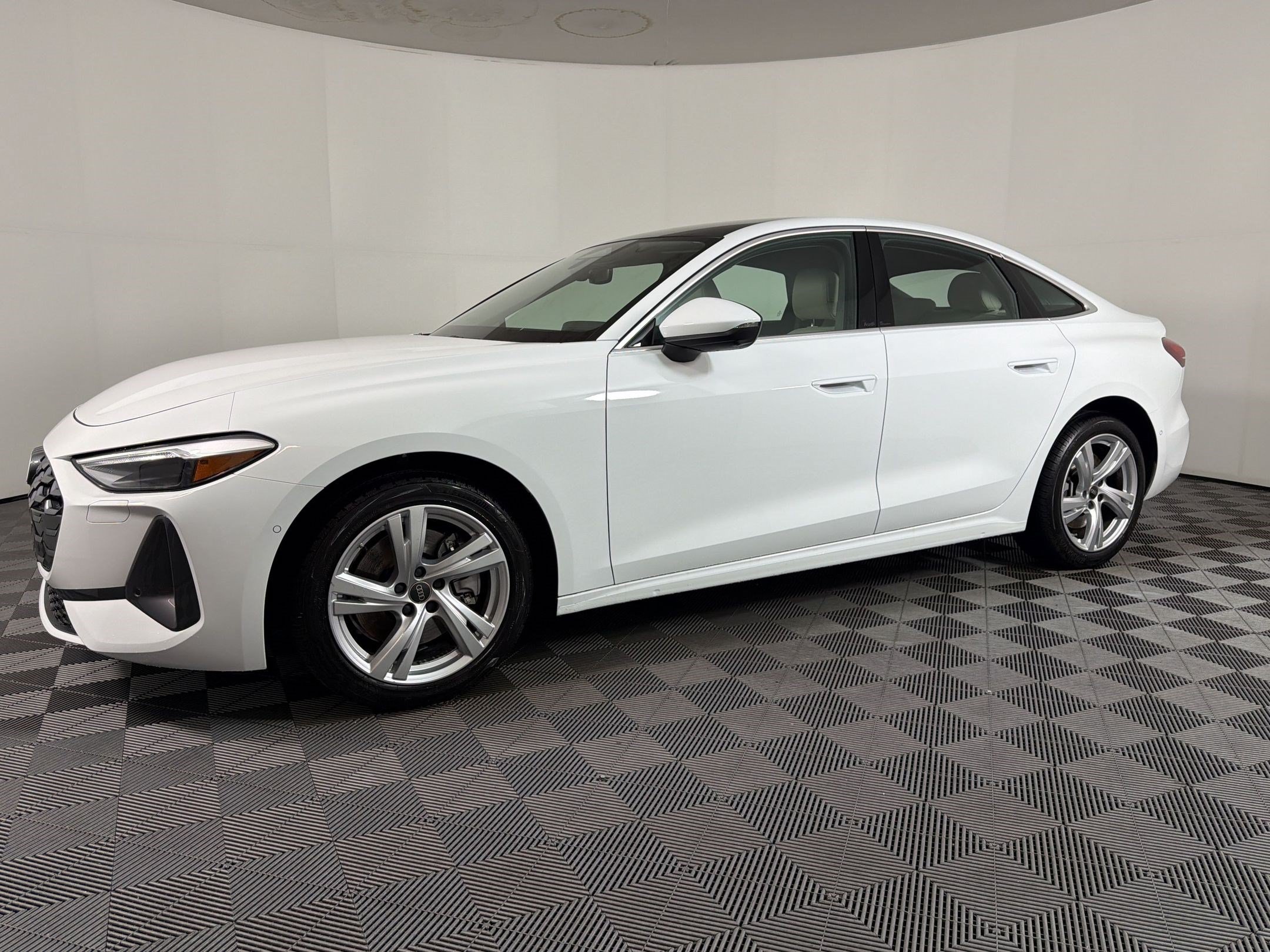 Used 2025 Audi A5 Premium w/ Convenience Package AWD/4WD image 16