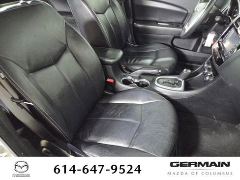 Used 2012 Chrysler 200 Limited FWD image 29