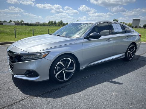 Used 2021 Honda Accord Sport image 5