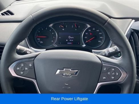 Certified 2023 Chevrolet Traverse LT FWD image 8