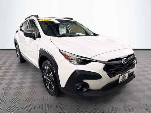 Certified 2025 Subaru Crosstrek 2.0i Premium image 3