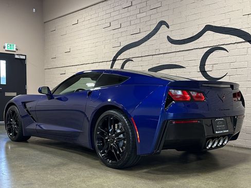Used 2016 Chevrolet Corvette Stingray Coupe w/ Carbon Flash Badge Package RWD image 10