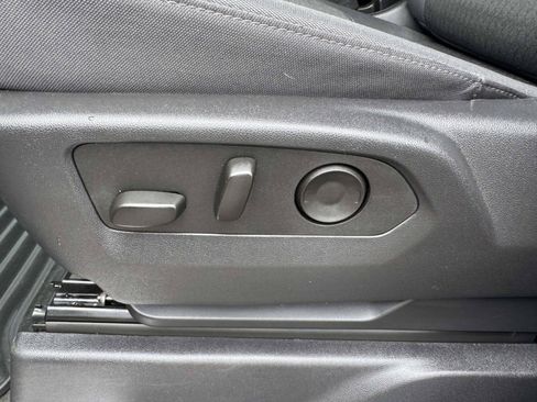 Used 2026 Chevrolet Silverado 1500 LT AWD/4WD image 25