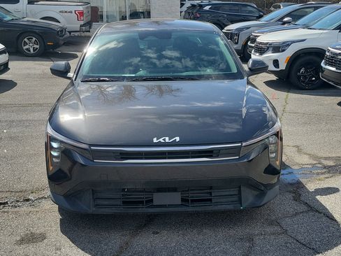 New 2026 Kia K4 LX image 2