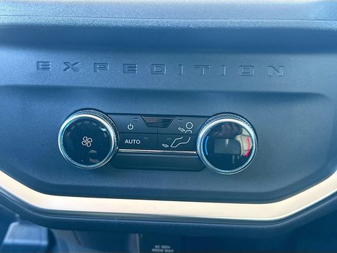 New 2026 Ford Expedition Active RWD image 33