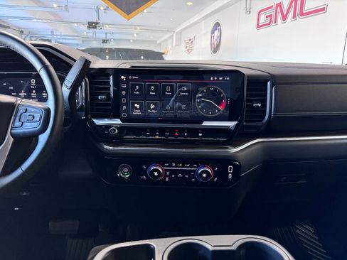 Certified 2024 GMC Sierra 1500 Elevation image 18