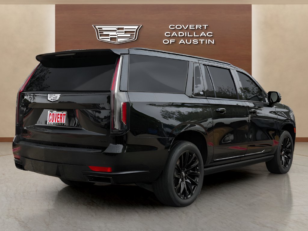 Used 2024 Cadillac Escalade ESV Sport Platinum w/ LPO, ONYX Package AWD/4WD image 4