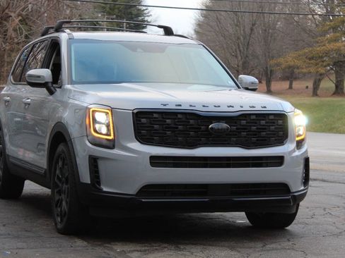 Used 2021 Kia Telluride EX w/ EX Premium Package AWD/4WD image 15