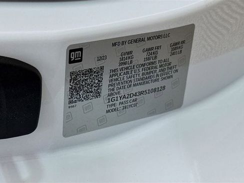 Used 2024 Chevrolet Corvette Stingray Coupe w/ Battery Protection Package image 31