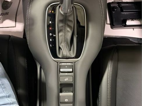 New 2027 Honda HR-V EX-L image 24