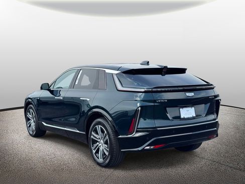 Used 2024 Cadillac Lyriq Luxury AWD/4WD image 24