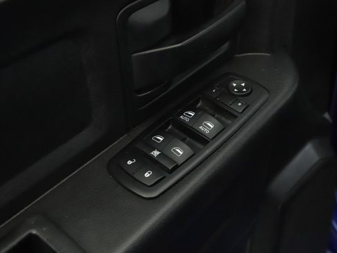 Used 2014 RAM 1500 Express image 7