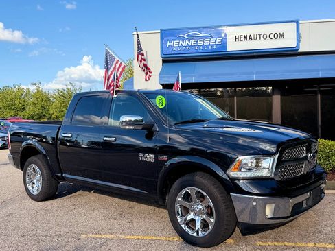Used 2017 RAM 1500 Laramie w/ Convenience Group AWD/4WD image 1