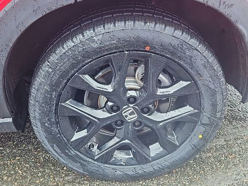 Certified 2024 Honda HR-V Sport image 8