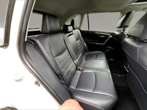 Used 2022 Toyota RAV4 XLE Premium AWD/4WD image 24
