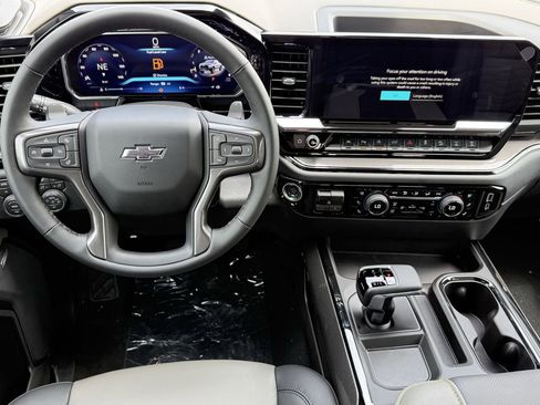 New 2026 Chevrolet Silverado 1500 ZR2 image 10