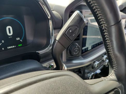 Used 2022 Ford F150 Lariat w/ Equipment Group 501A Mid RWD image 16