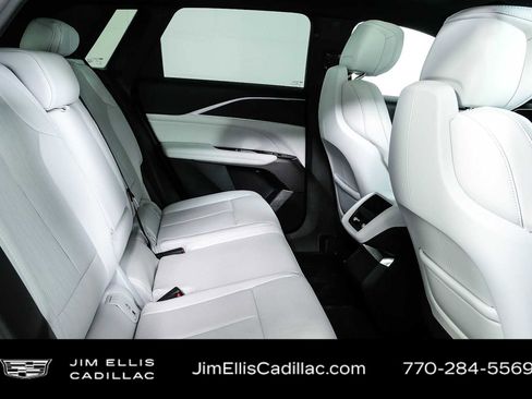 Used 2024 Cadillac Lyriq Sport RWD image 21