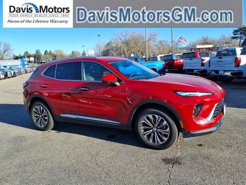 Used 2025 Buick Envision Preferred AWD/4WD image 1