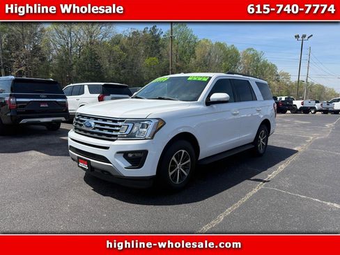 Used 2019 Ford Expedition XLT w/ Equipment Group 201A AWD/4WD image 1