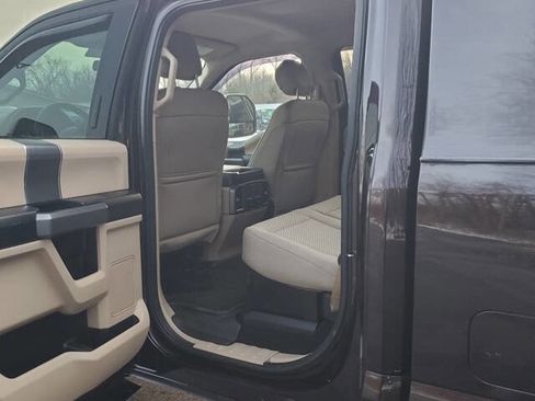 Used 2018 Ford F350 XLT image 40