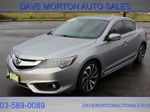 Used 2017 Acura ILX image 2