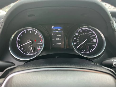 Used 2020 Toyota Camry SE image 21