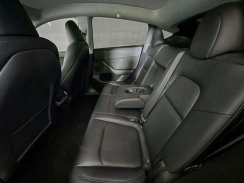 Used 2023 Tesla Model Y Long Range image 27