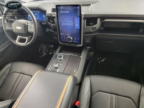 Used 2024 Ford Expedition Max Platinum AWD/4WD image 32
