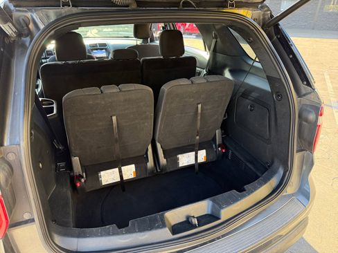 Used 2019 Ford Explorer XLT w/ Equipment Group 201A image 23