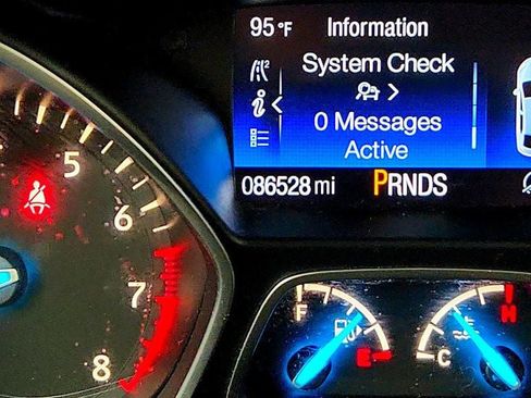 Used 2017 Ford Escape SE w/ SE Leather Comfort Package FWD image 14