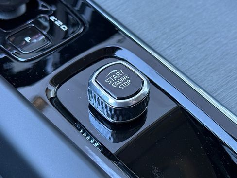 New 2025 Volvo XC60 T8 Ultra w/ Protection Package Premier image 25