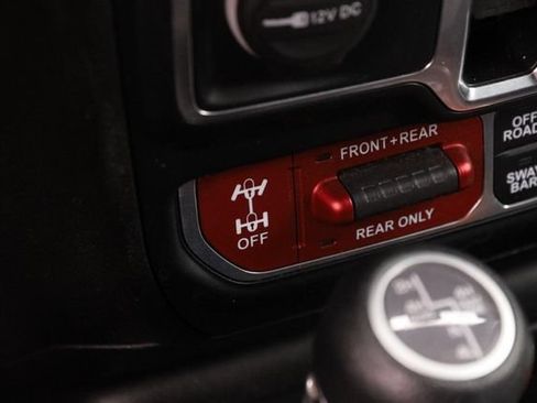 Used 2024 Jeep Wrangler Unlimited Rubicon 4xe AWD/4WD image 22