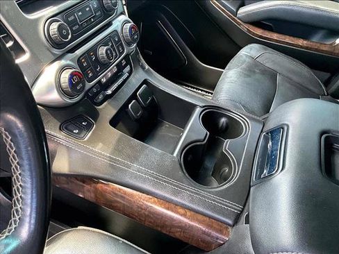 Used 2019 Chevrolet Tahoe LT RWD image 15