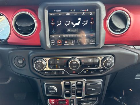 Used 2020 Jeep Gladiator Rubicon image 26