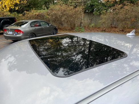 Used 2016 Dodge Challenger SXT Plus image 46