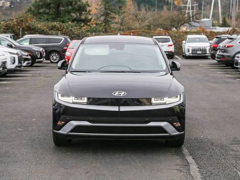 New 2026 Hyundai Ioniq 5 SEL image 3